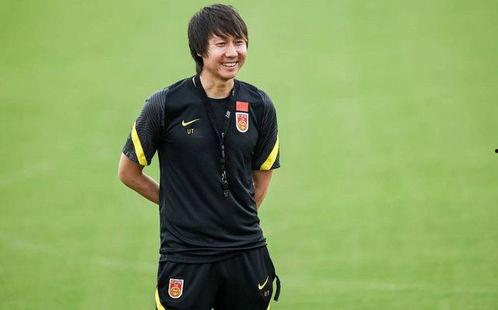 国足主厨爆料视频,揭秘国足备战背后的美食故事 第2张 国足主厨爆料视频,揭秘国足备战背后的美食故事 第2张